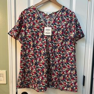 DAVI & DANI Multicolor Floral V-Neck Blouse